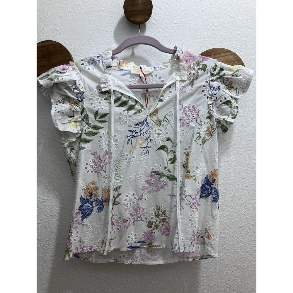 Solitaire Eyelet Floral Blouse Ruffle Short Sleeve V-Neck Cottagecore Small